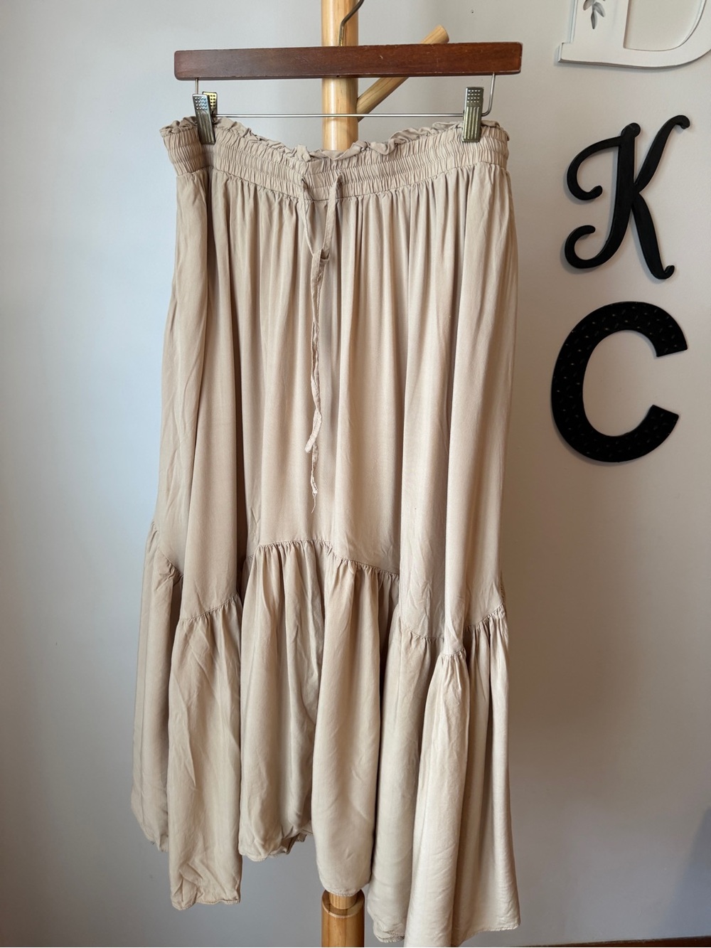 Scarlet Darkness Tiered Maxi Skirt Size XL Tan Elastic Waist Boho Gypsy